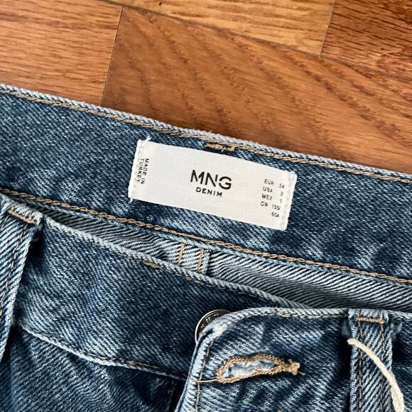 MNG Denim Bermuda Shorts Womens Size 2 Medium Blue Bleached 100% Cotton Casual - Picture 4 of 11